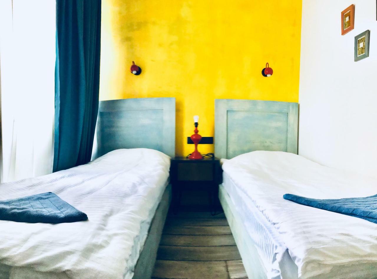 Style Apartments By Happy Place Tbilisi Exteriör bild